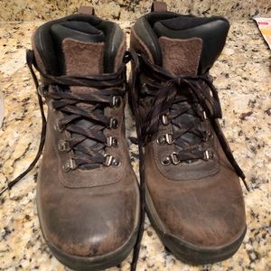 Women’s Timberland Flume Mid Waterproof boots